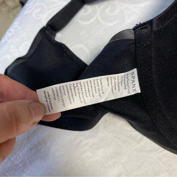 Like New Spanx Pillow Cup Side & Back Smoothing T Shirt Underwire Bra 34D - Picture 7 of 10